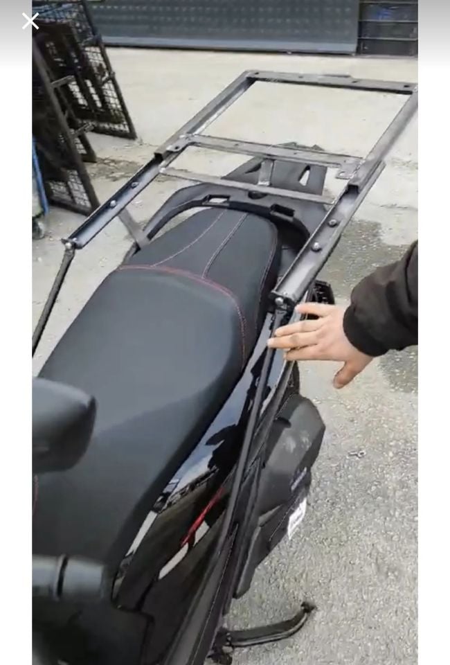 HONDA SH 125 KIZAKLI KURYE PAKET DEMİRİ