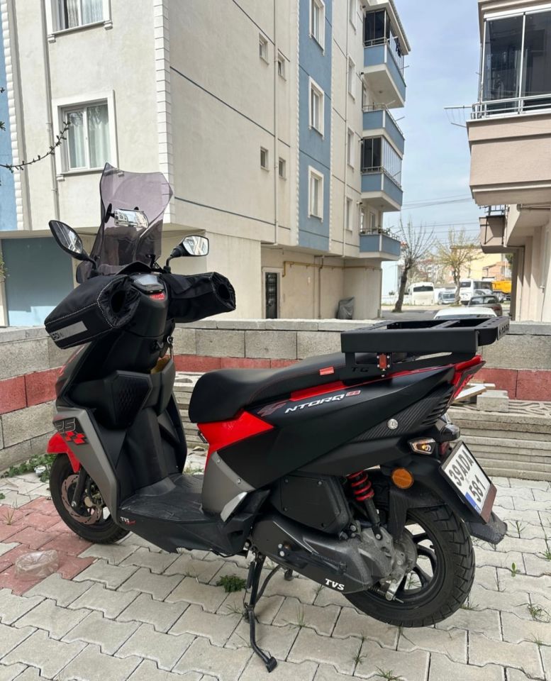 TVS NTORQ KIZAKLI KURYE PAKET ÇANTA  DEMİRİ
