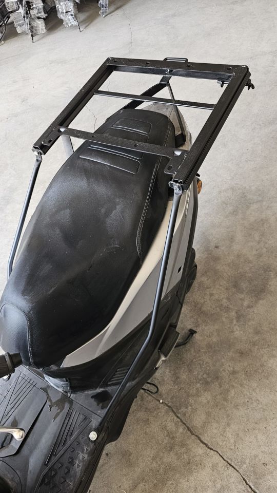 RKS DES 125 KIZAKLI ÇANTA DEMİRİ