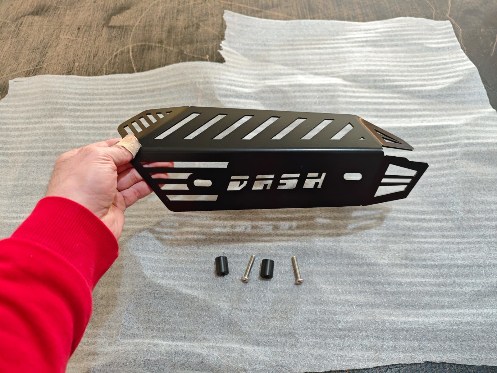 HERO DASH 125 EGZOZ KORUMA DEMİRİ