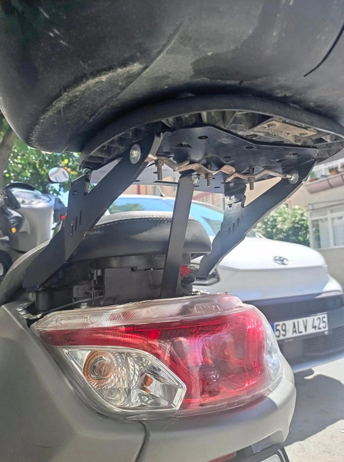 Tvs Jüpiter 125 Çanta Demiri Destek Aparatı