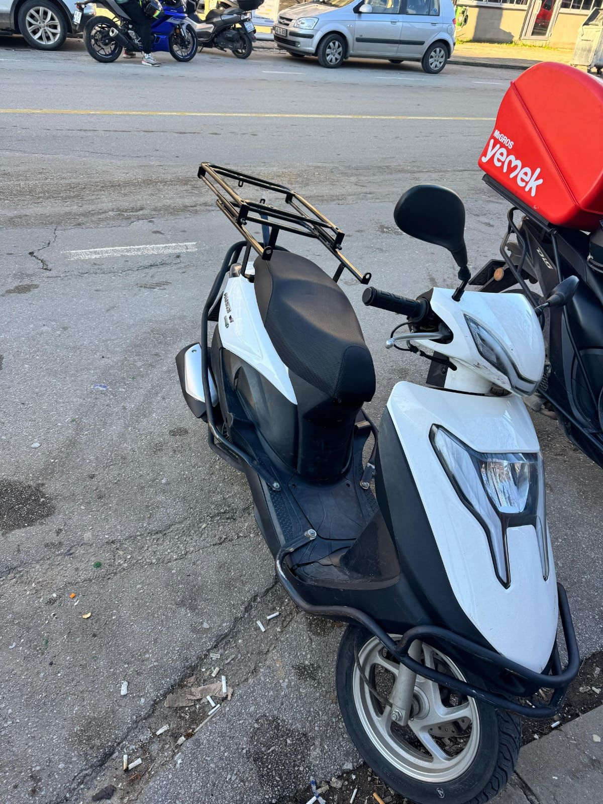 RKS PRİVATE KIZAKLI KURYE PAKET DEMİRİ