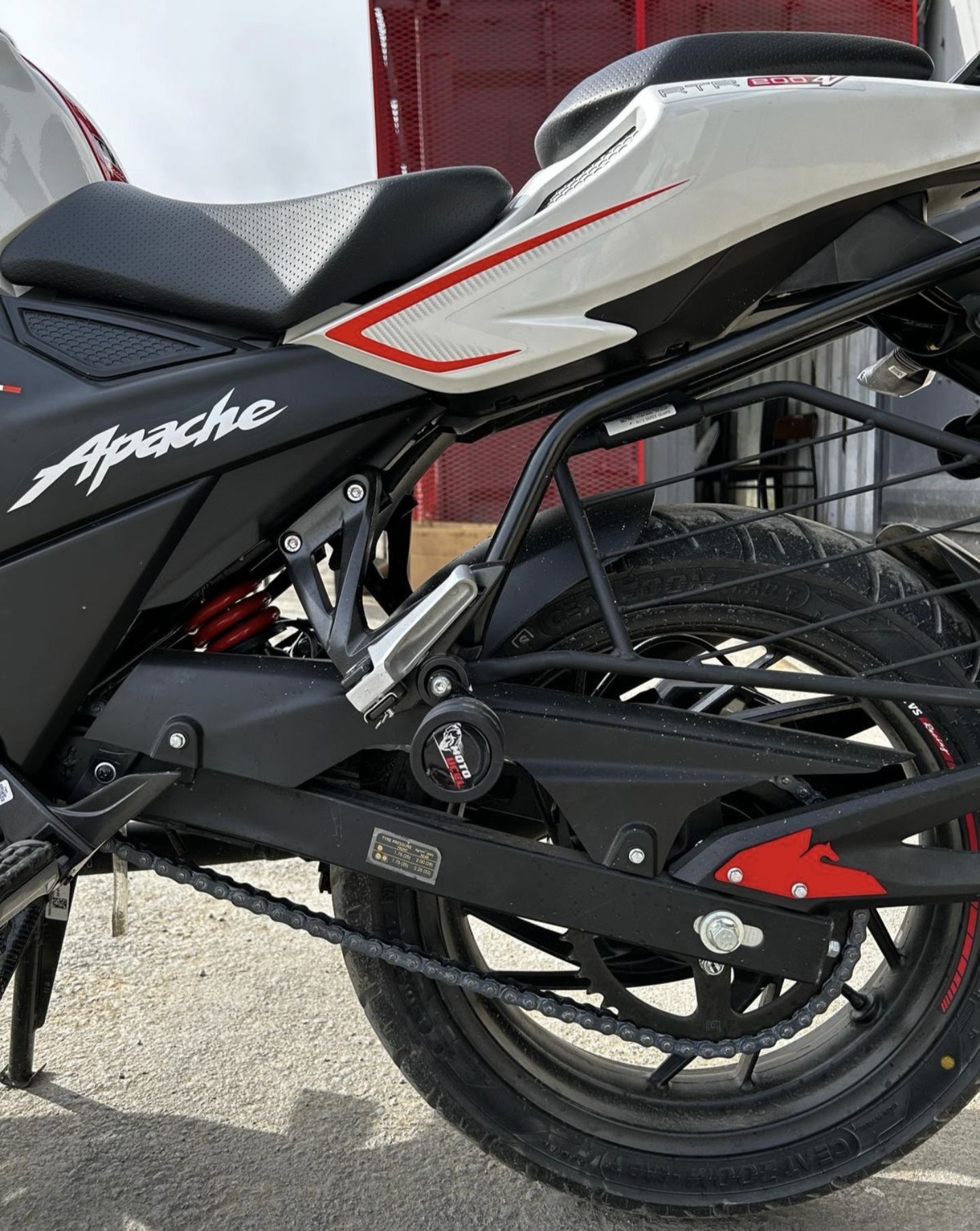 Tvs Rtr 200 Egzos Koruma Takozu Çiftli