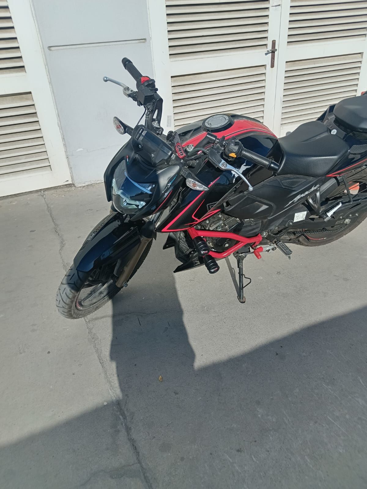 TVS RTR 200 KORUMA DEMİRİ (SİYAH RENK)
